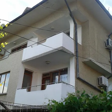 Гостевой дом Guest Radost 2*