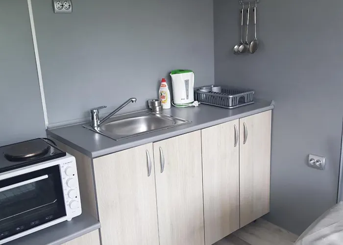 Guest Radost Πανσιόν